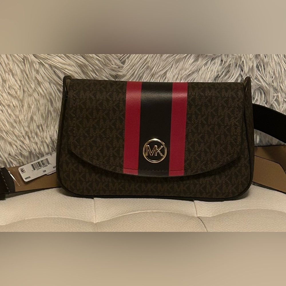 Michael Kors Women’s Logo Belt Bag With Stripe Sz.S/M  Brown NWT🤎